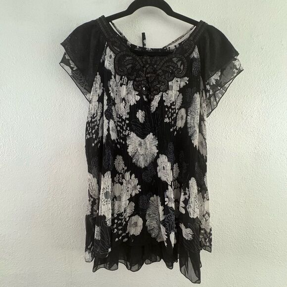 Sportsgirl floral print short sleeve layered blouse  size L - Picture 1 of 7
